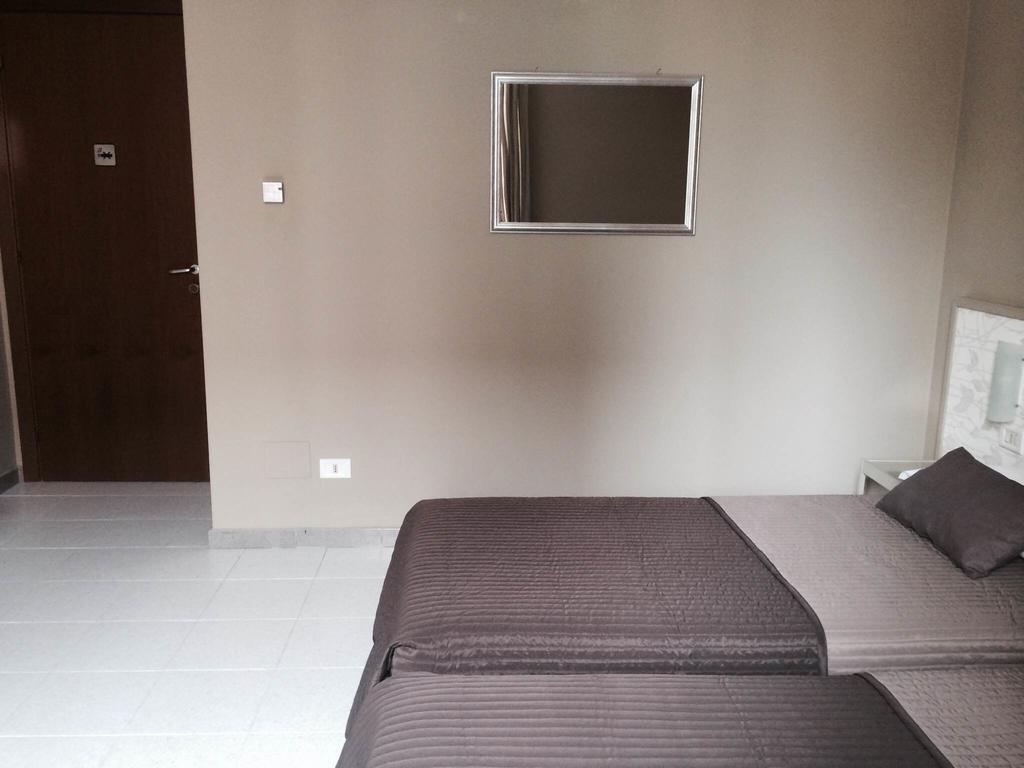 Bert Hotel Sesto San Giovanni Εξωτερικό φωτογραφία