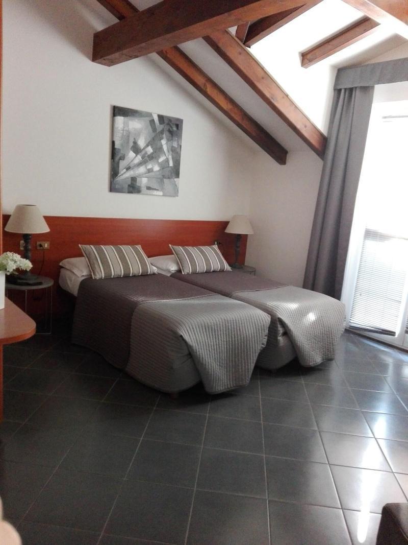 Bert Hotel Sesto San Giovanni Εξωτερικό φωτογραφία